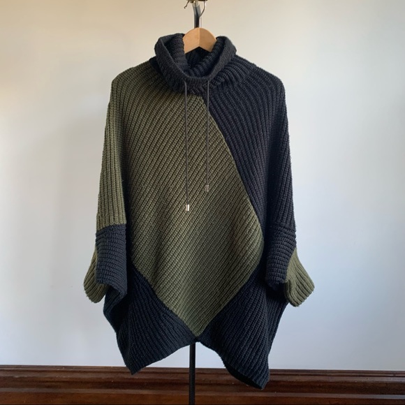 John & Jenn Batwing Sweater - Picture 1 of 3